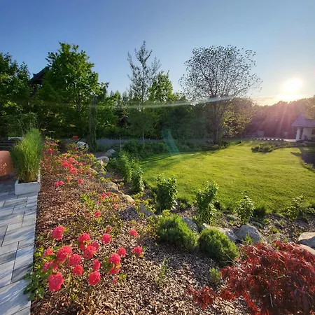 Diamentowy Staw 펜션 *